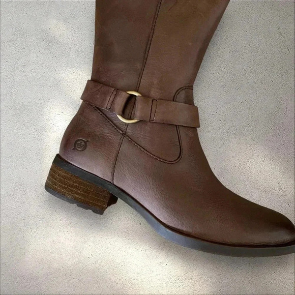 NWT BORN SADDLER Wide Shaft for size 8, Size 6 Regular shaft - Picture 15 of 15